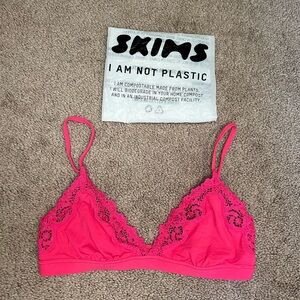 SKIMS Vibrant Pink Lace Bralette